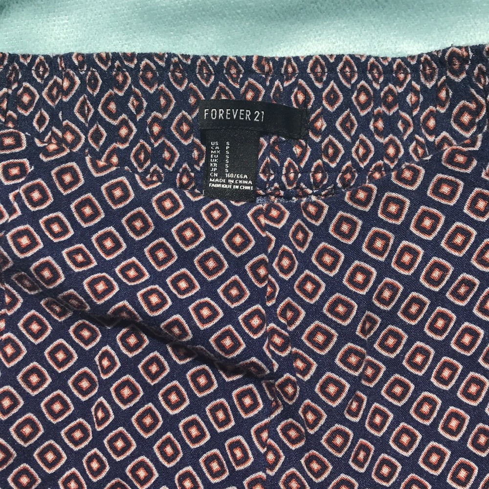 Patterned Flowy SHORTS - Picture 2 of 5